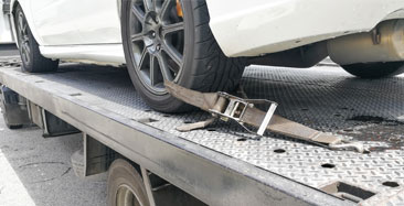 Flatbed & Wheel Lift Service